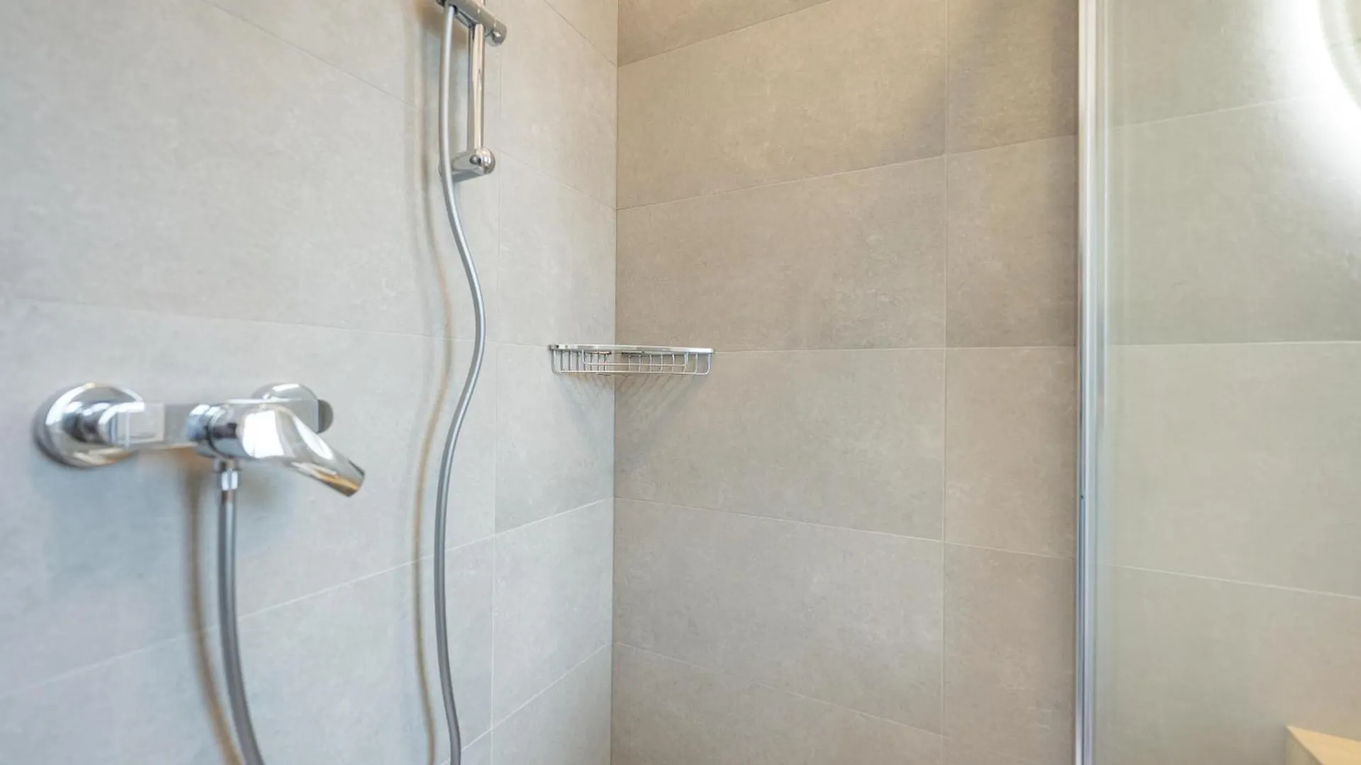 בוסולנגו La Magnolia Suite Apartments - Garda Lake 0*,