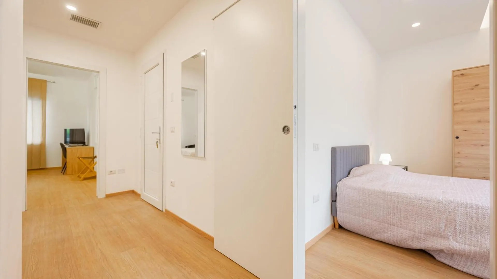 La Magnolia Suite Apartments - Garda Lake Bussolengo 0*,  Olaszország